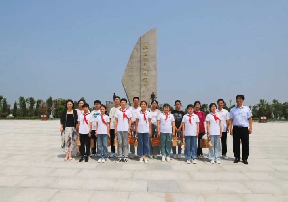 1692330609532131.jpg b227ba539e3671d9bb352fc4f762f1d9.jpg