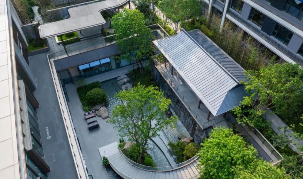 1733275883640743.jpg 640 (9).jpg